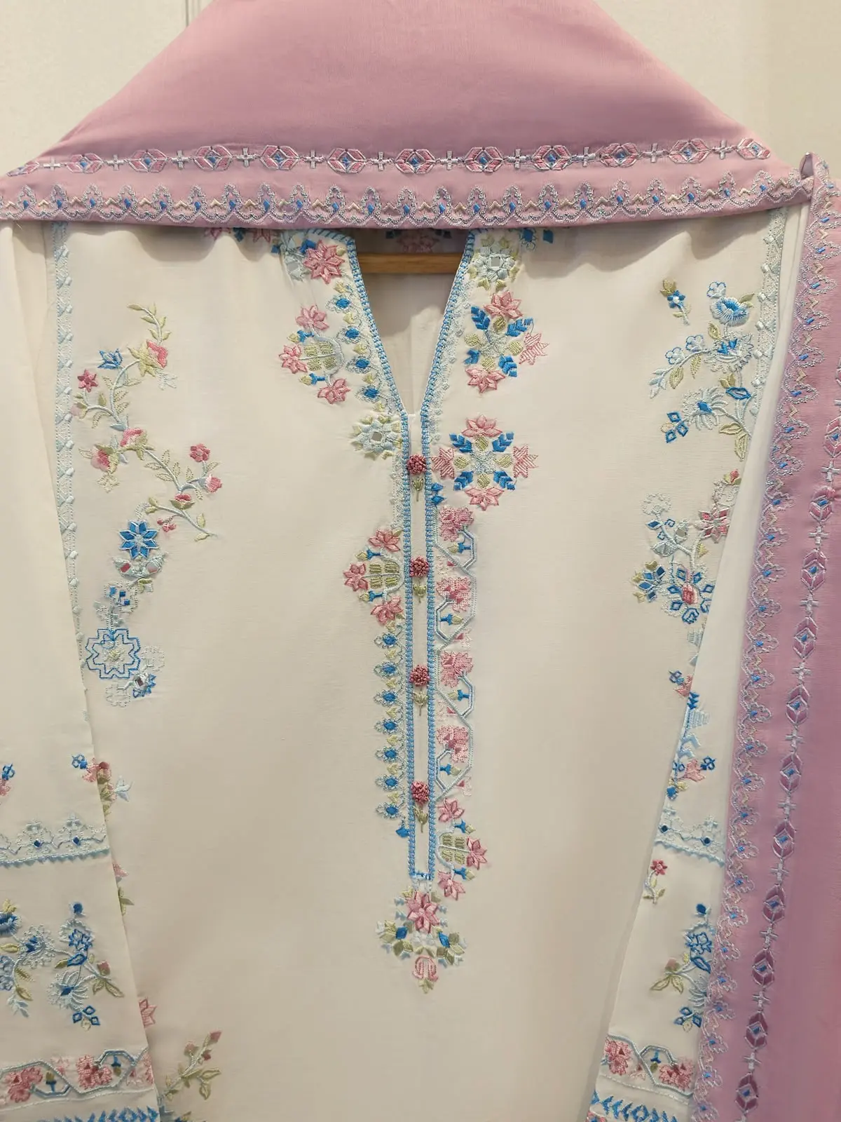 AGHA NOOR RTW