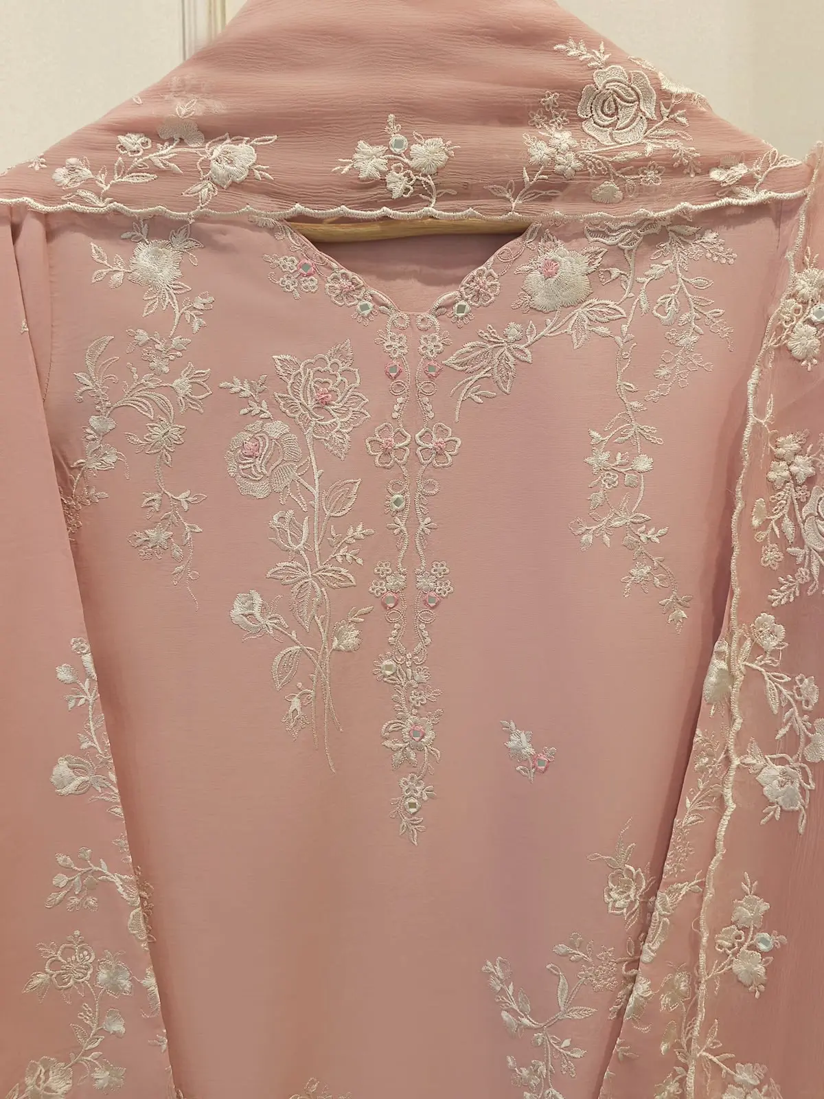 AGHA NOOR RTW