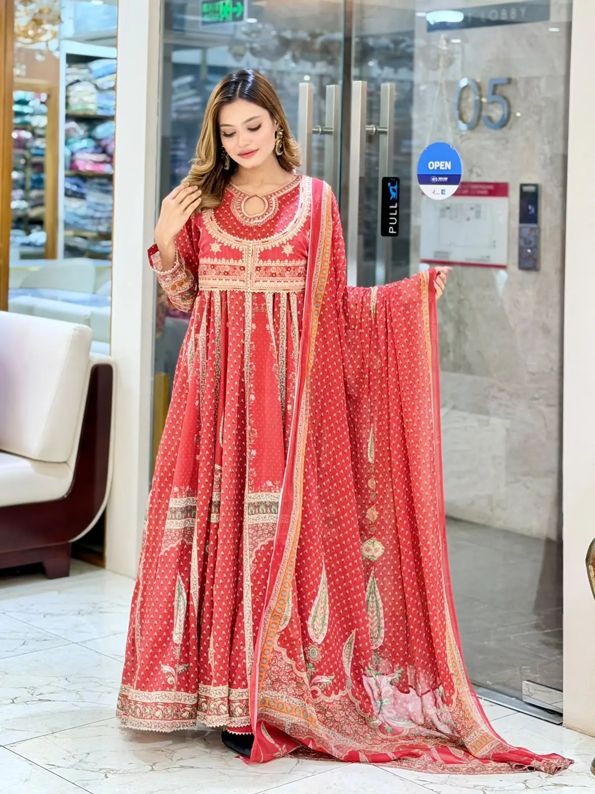 BIN ILYAS (LA-DONNA STITCHED)