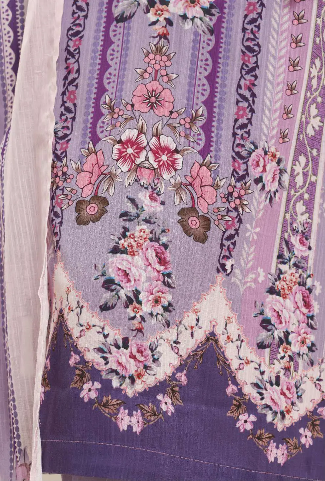 SADABAHAR PRINTED LAWN