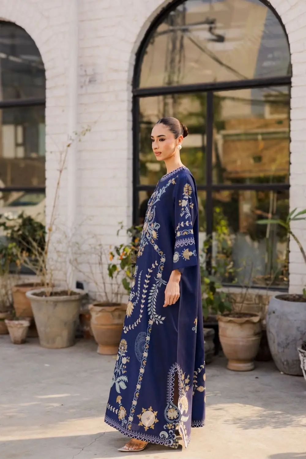 BARAE KHANOM RTW