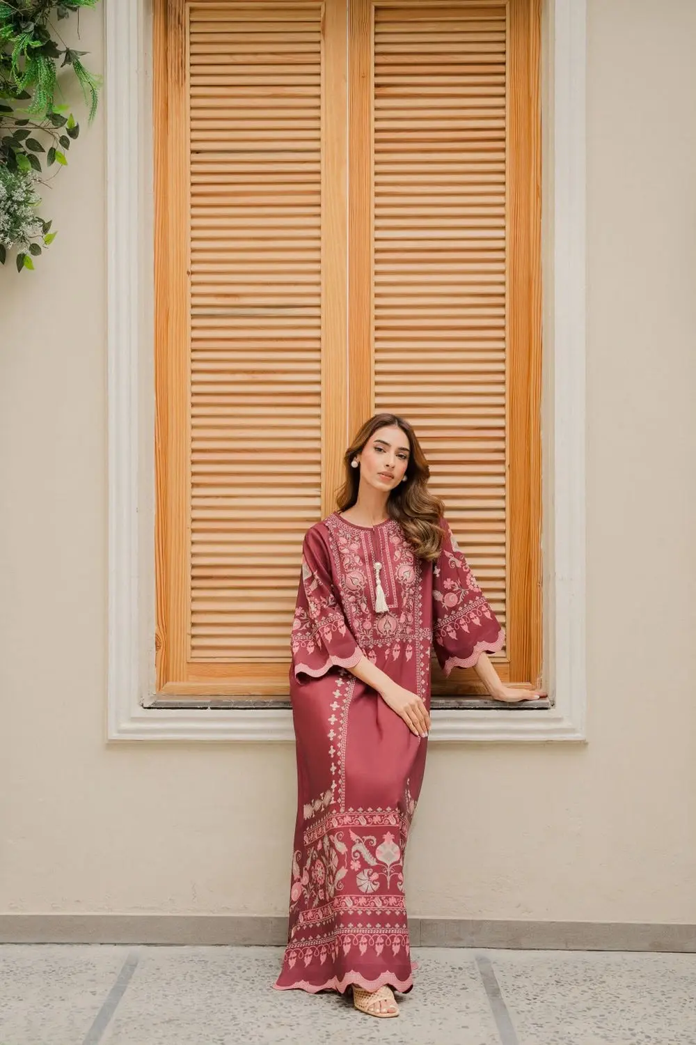 BARAE KHANOM RTW