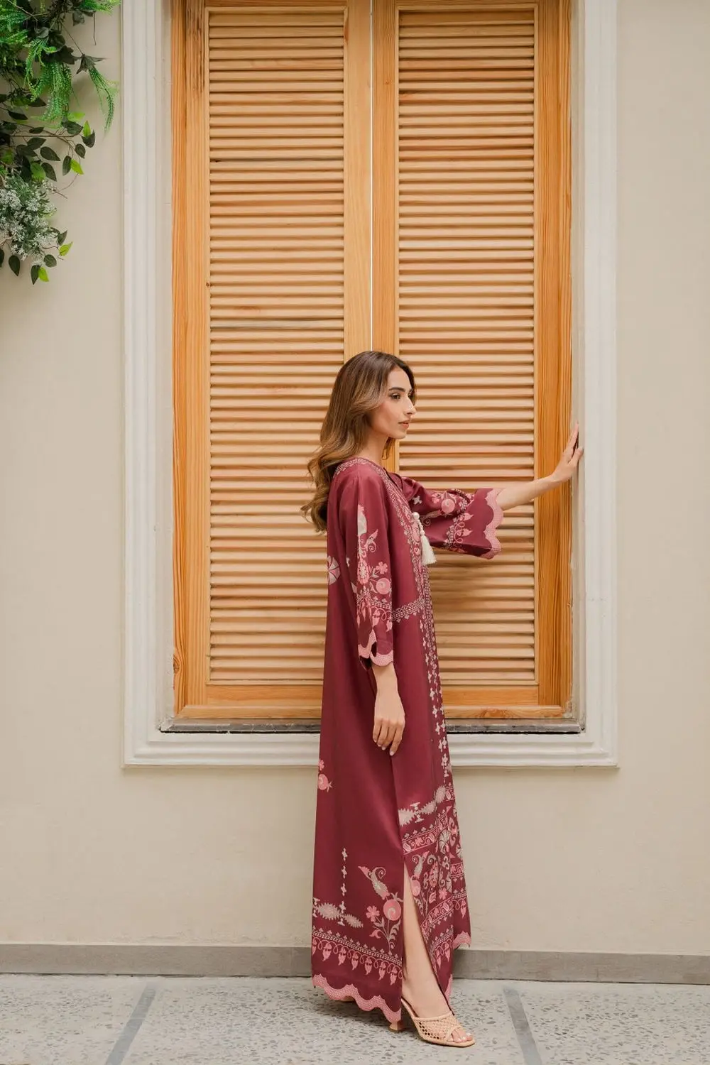 BARAE KHANOM RTW