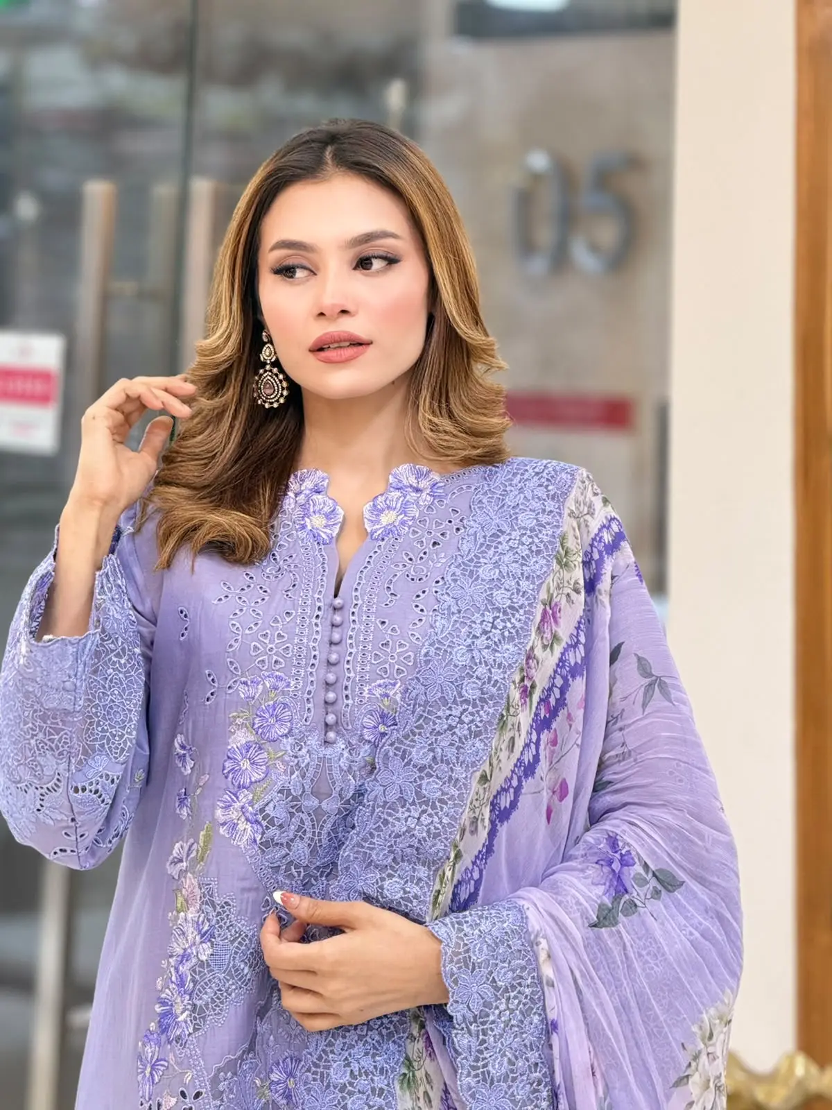 ELAF Luxury (LA-DONNA STITCHED)