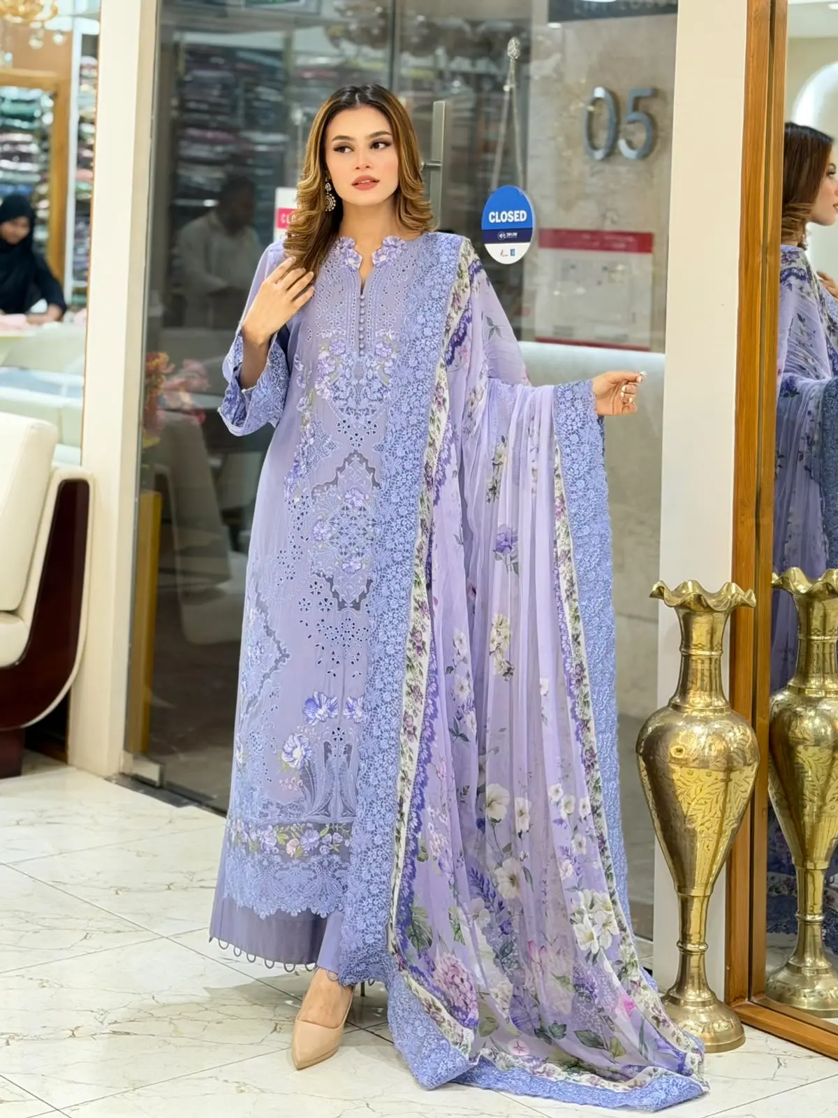 ELAF Luxury (LA-DONNA STITCHED)