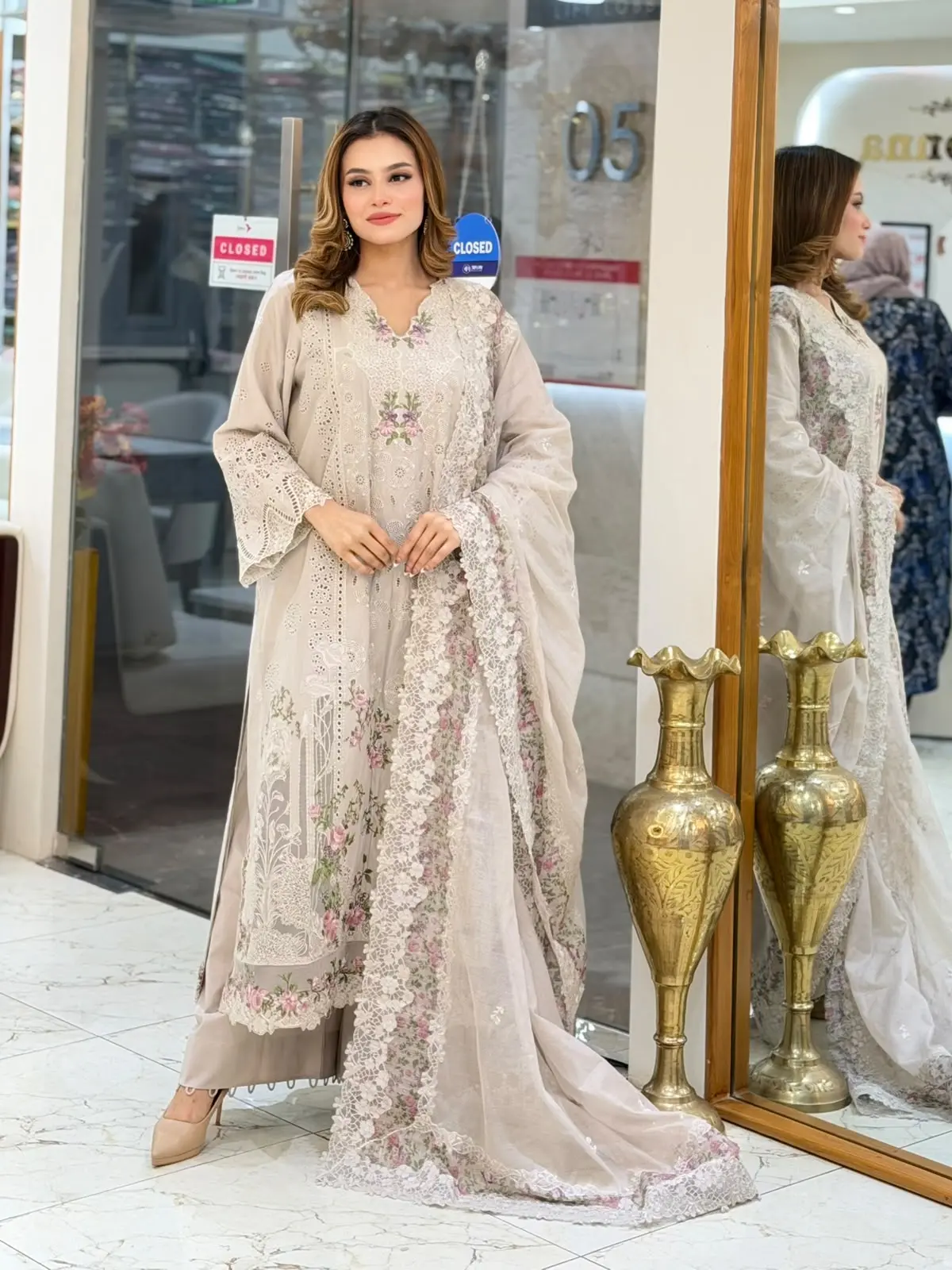 ELAF Luxury (LA-DONNA STITCHED)