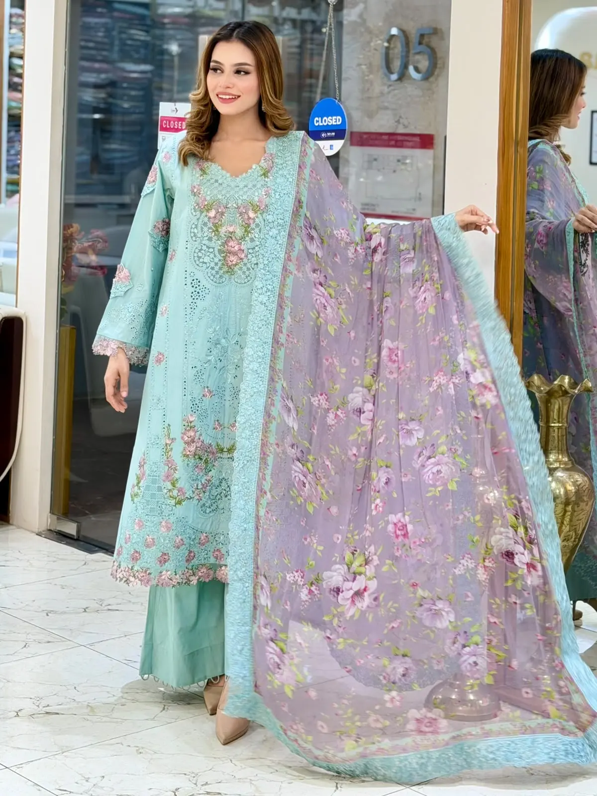ELAF Luxury (LA-DONNA STITCHED)