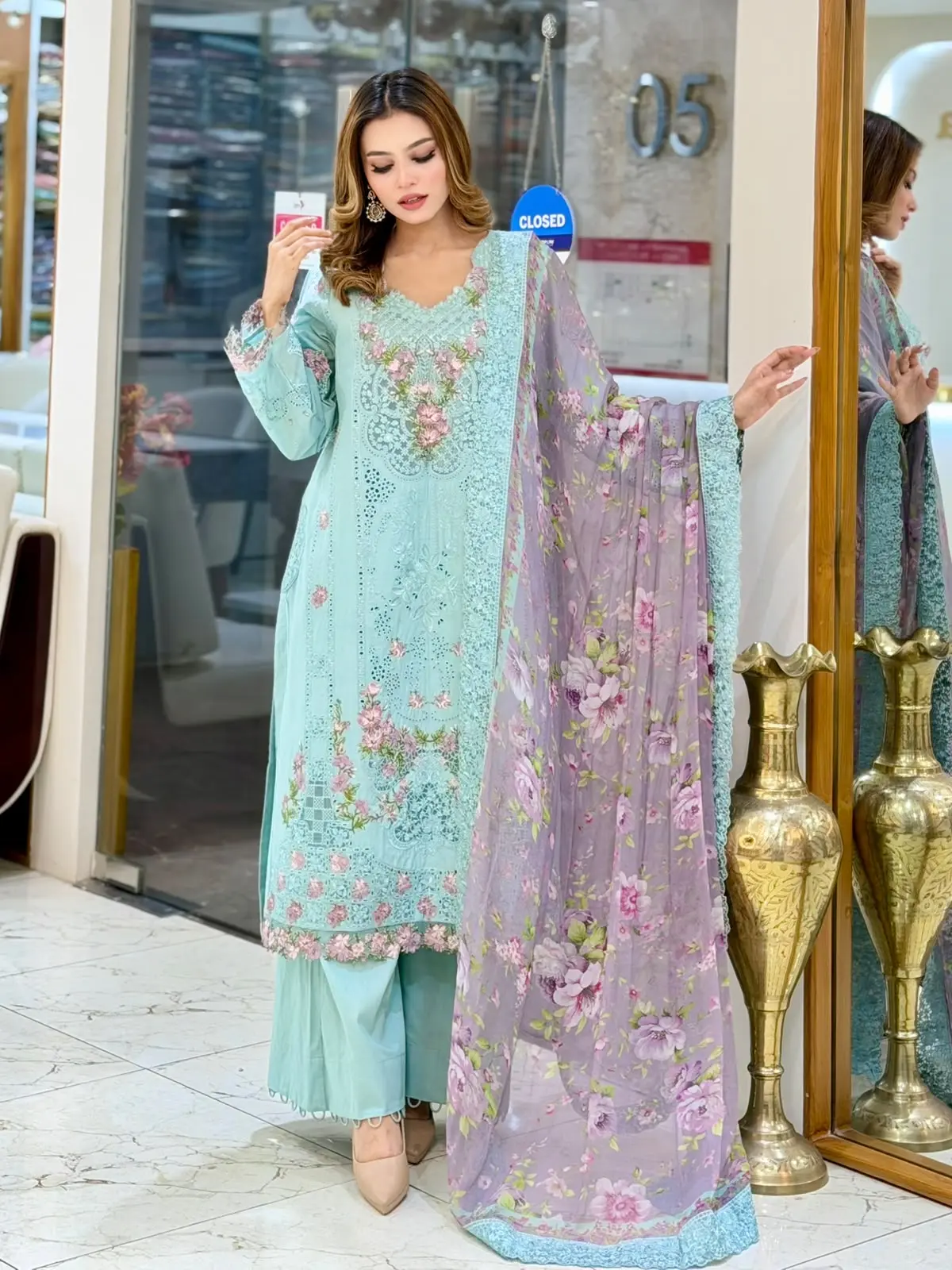 ELAF Luxury (LA-DONNA STITCHED)