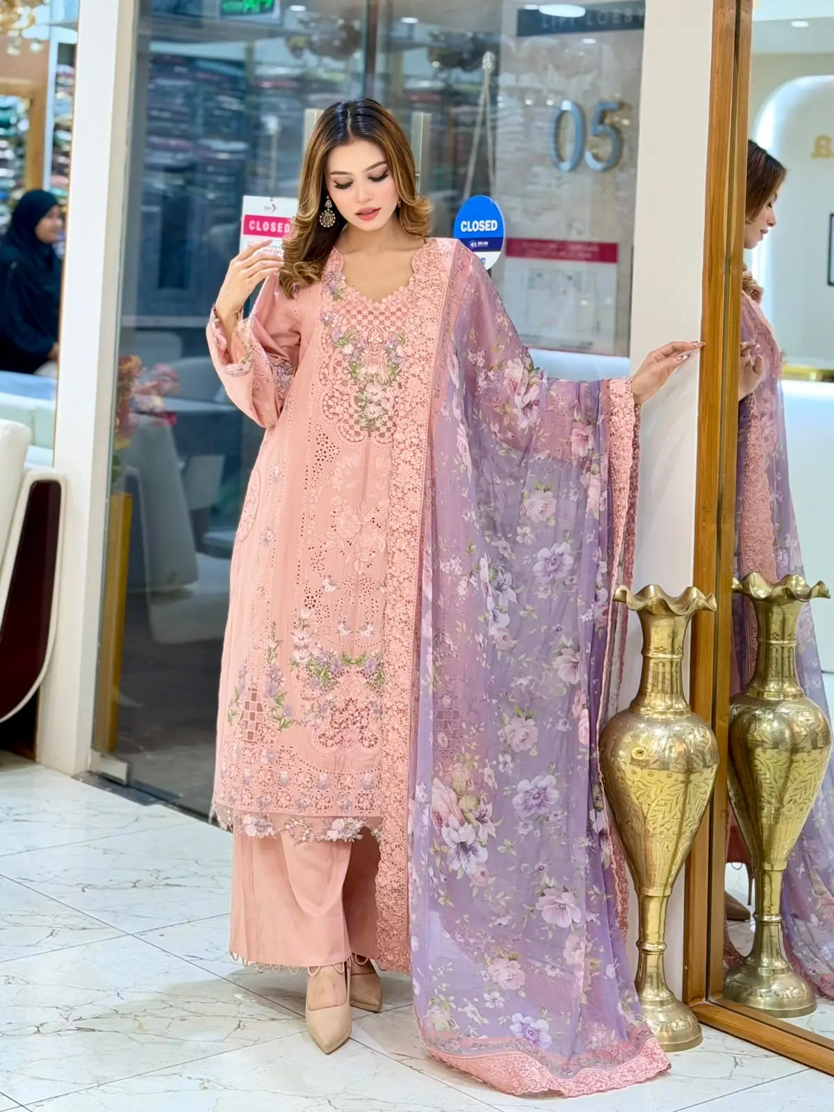 ELAF Luxury (LA-DONNA STITCHED)