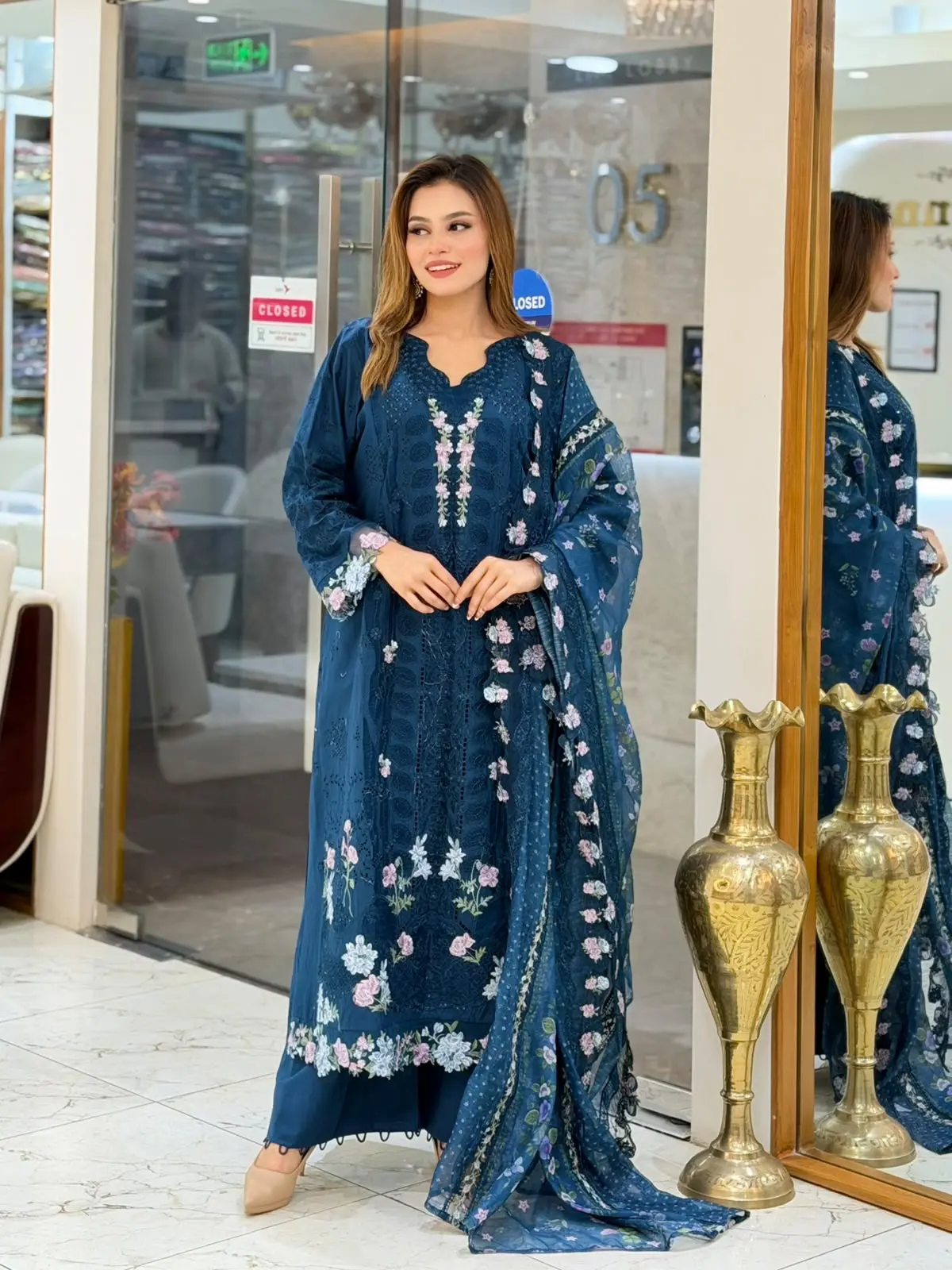 ELAF Luxury (LA-DONNA STITCHED)