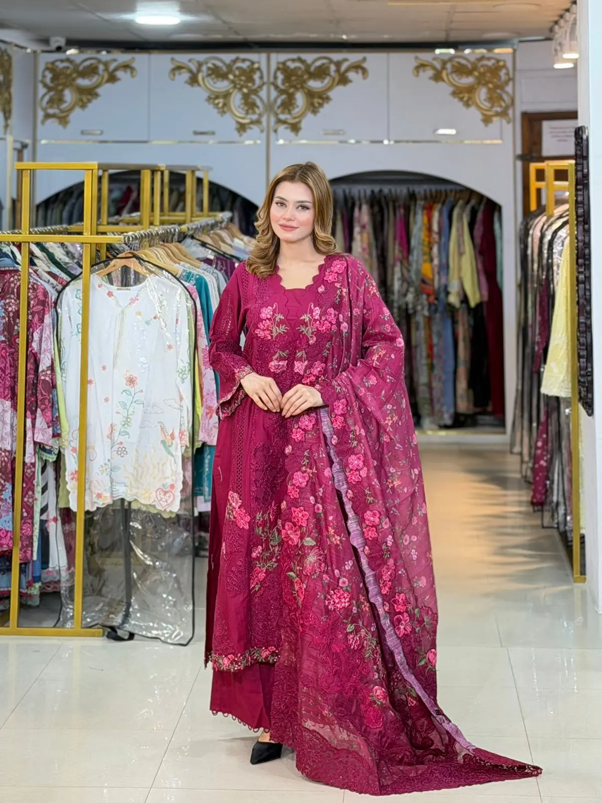 ELAF Luxury (LA-DONNA STITCHED)