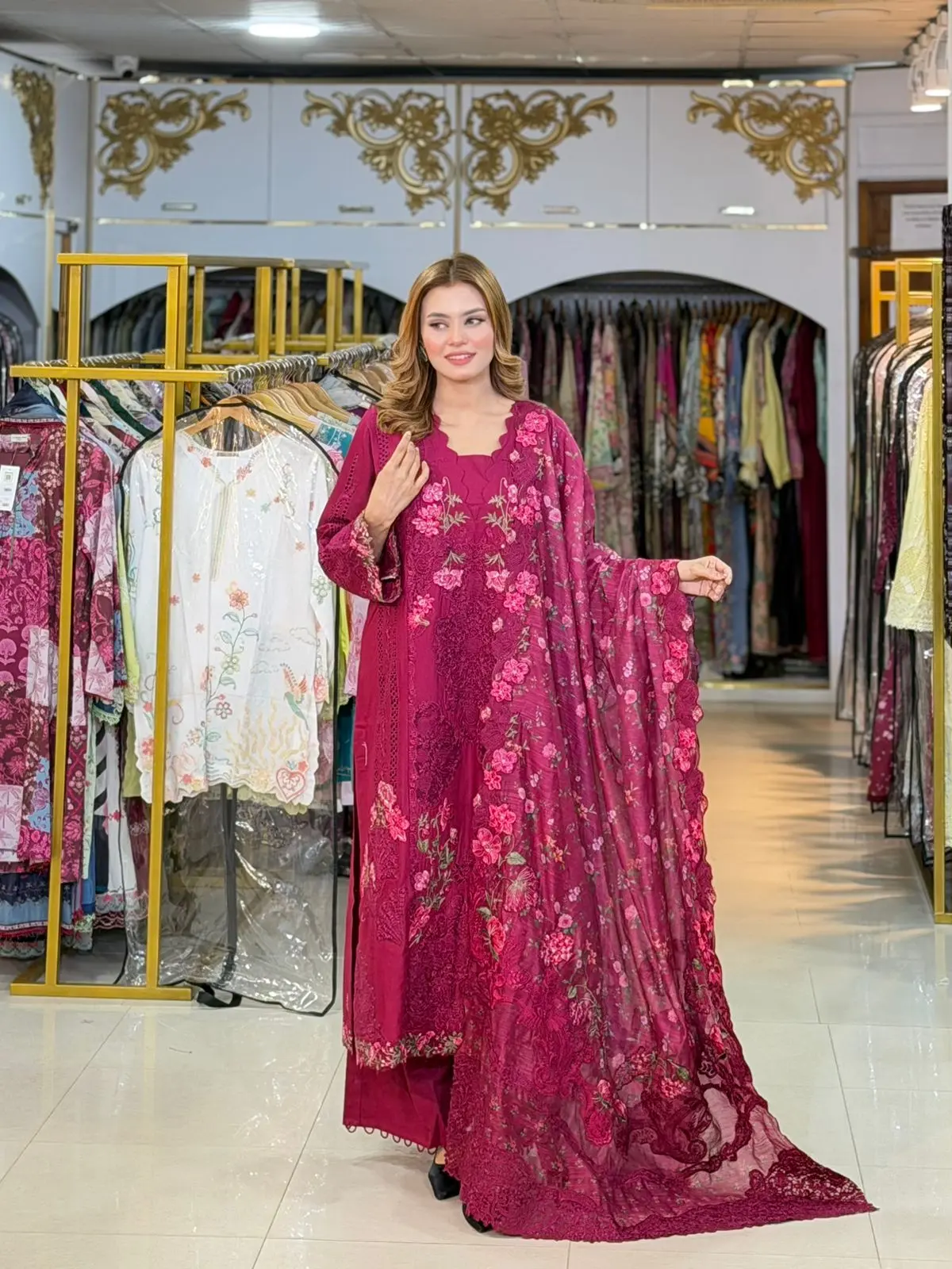 ELAF Luxury (LA-DONNA STITCHED)
