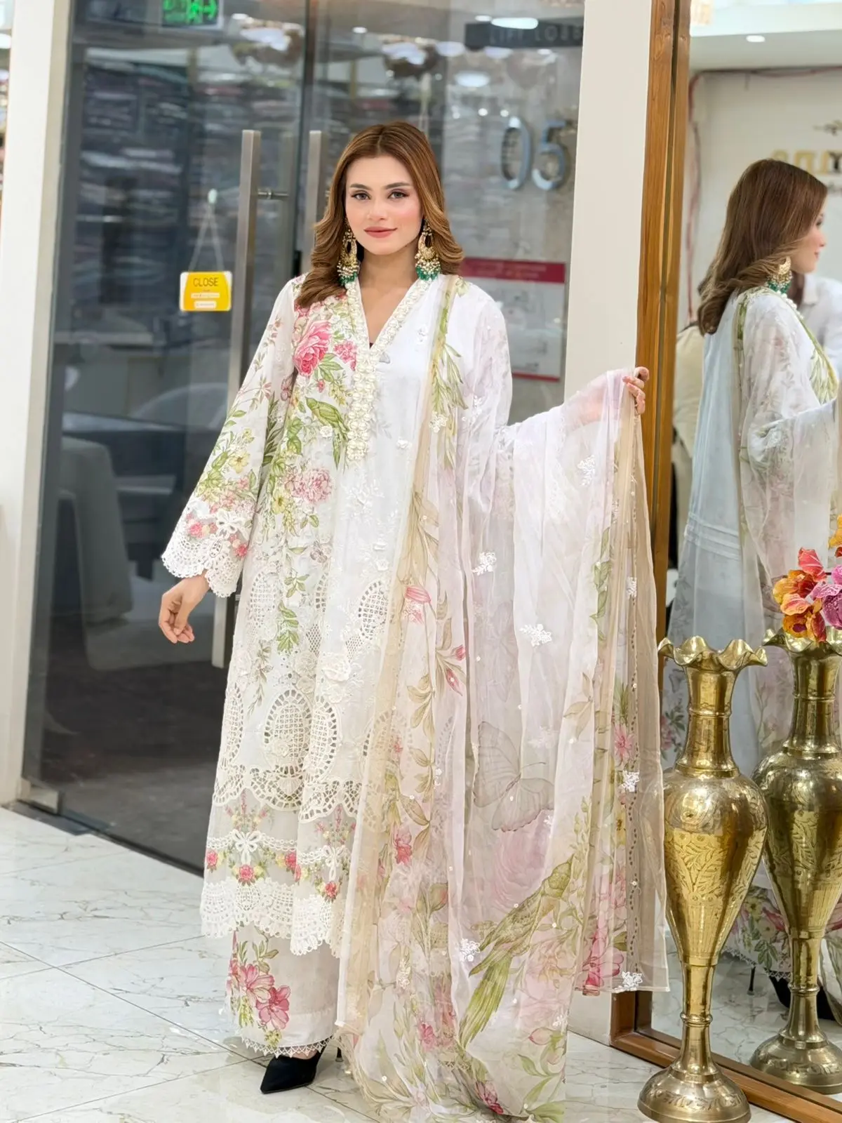 MARIA B LUXURY  (LA-DONNA STITCHED)