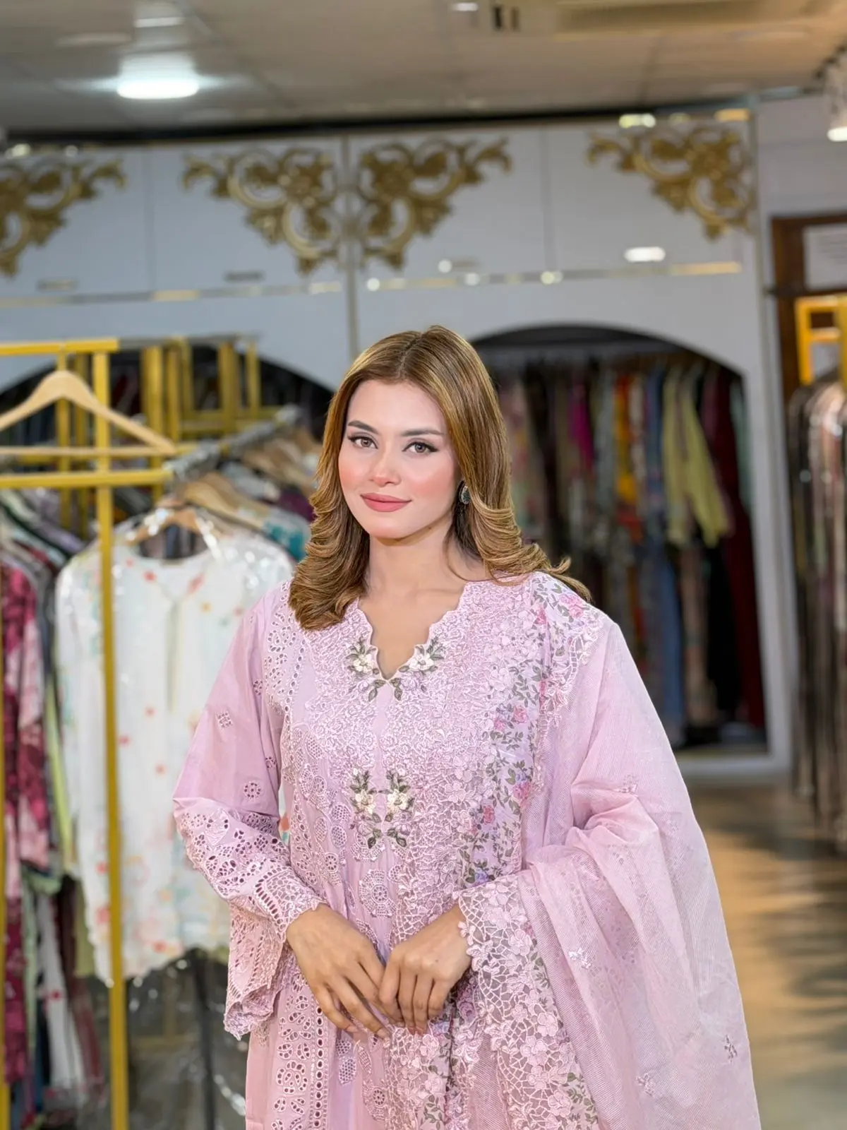 ELAF Luxury (LA-DONNA STITCHED)