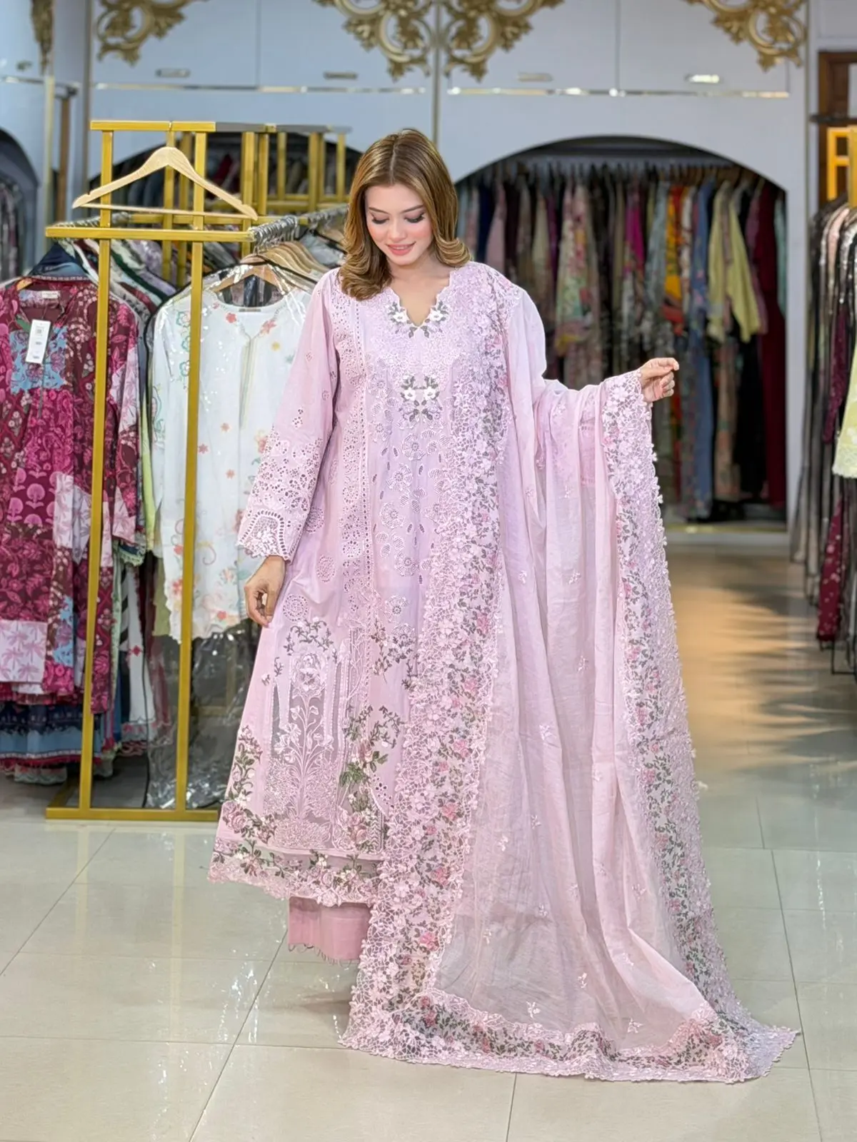 ELAF Luxury (LA-DONNA STITCHED)