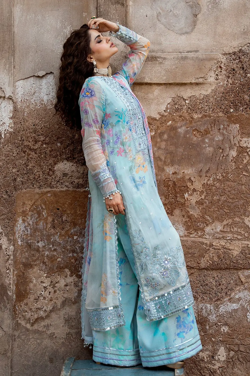 CHARIZMA VASAL
