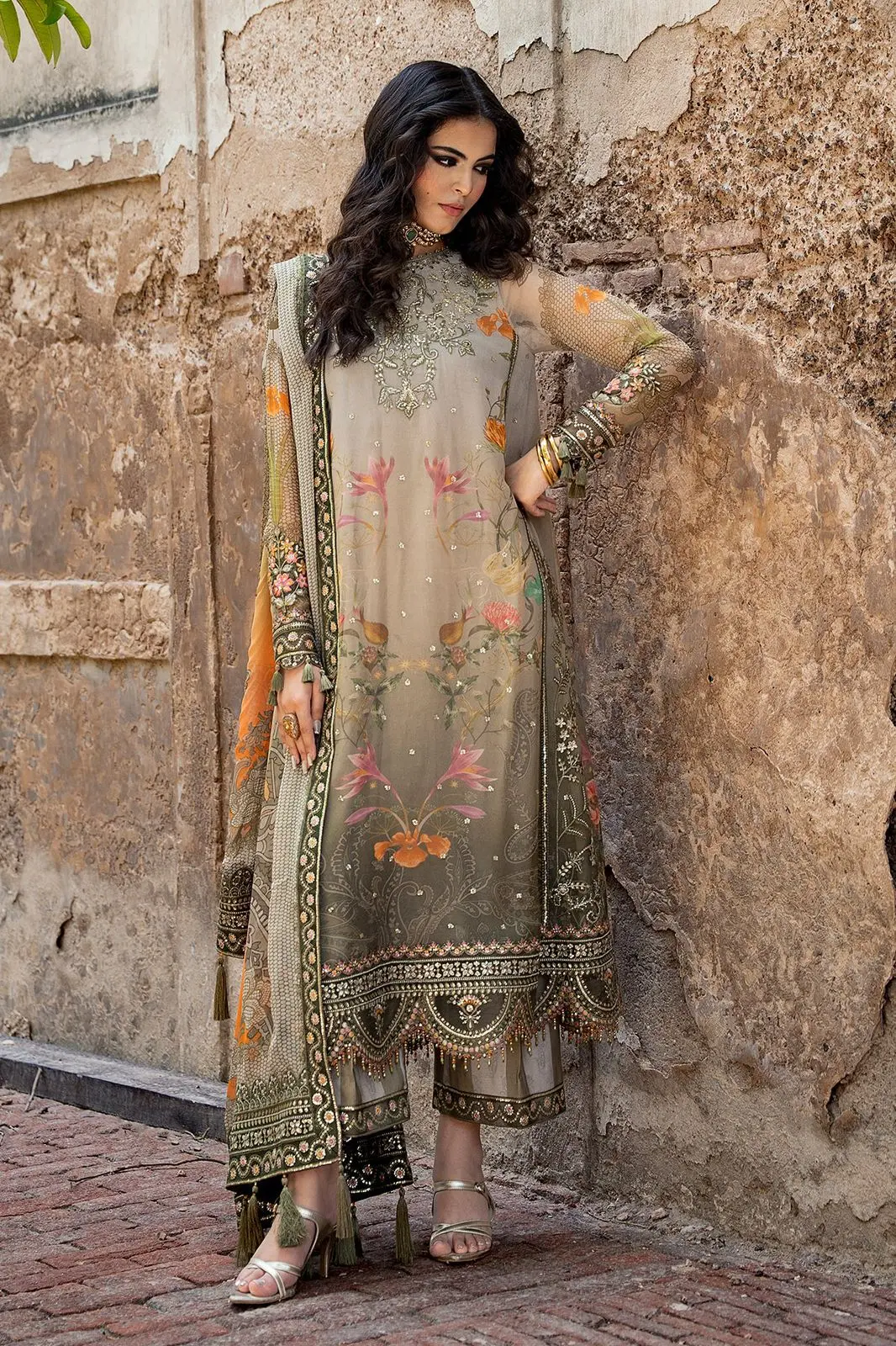 CHARIZMA VASAL