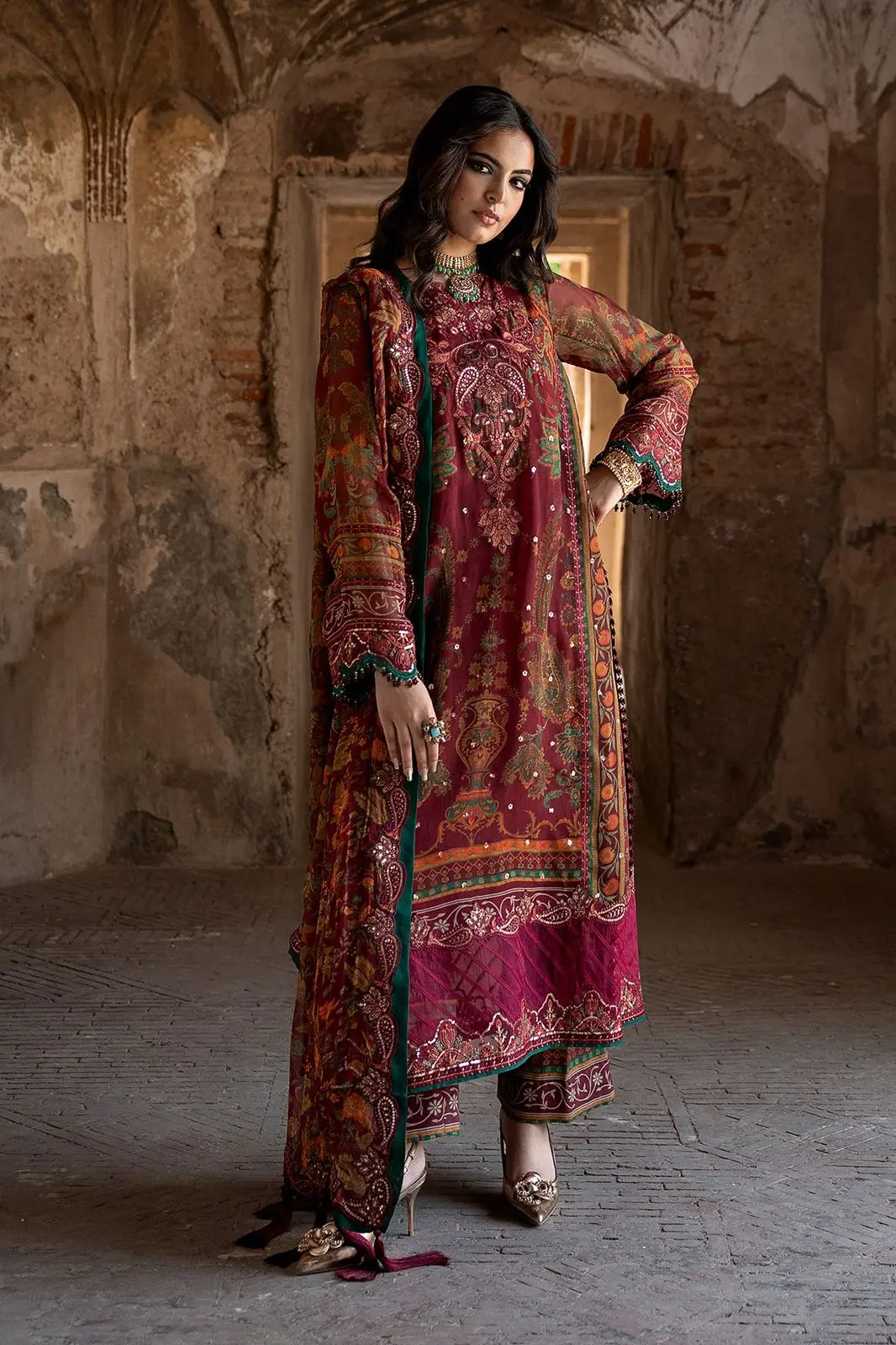CHARIZMA VASAL