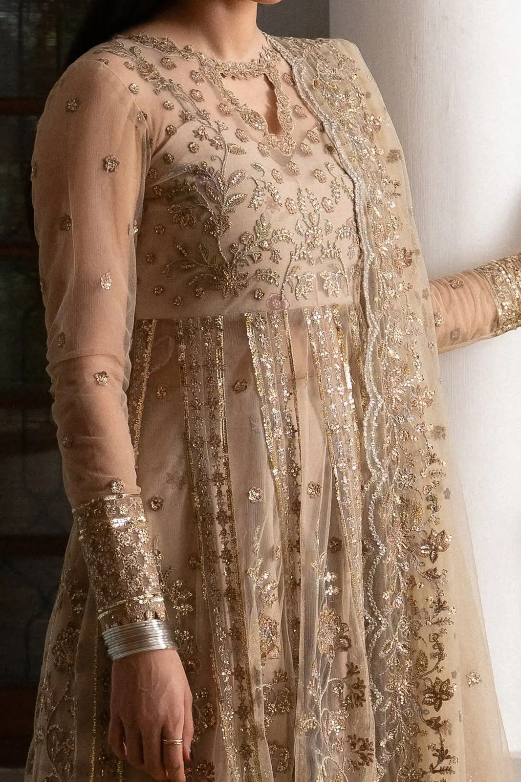 AYZEL PEHLI NAZAR