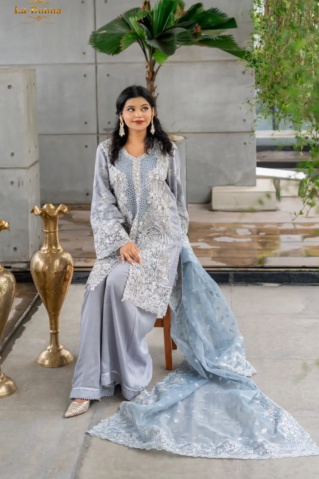 AFROZEH (LA-DONNA STITCHED)