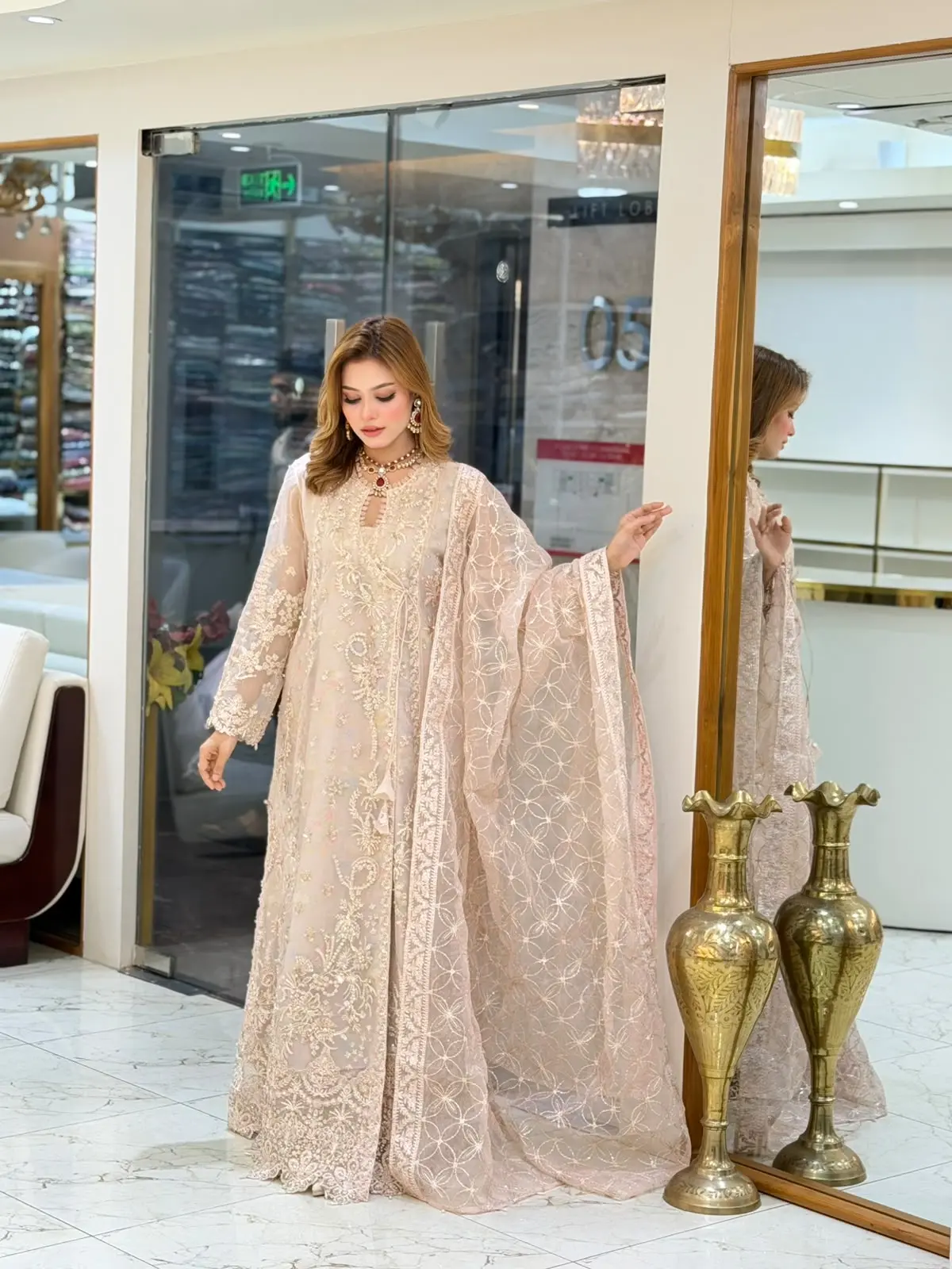 AYLIN SORELLE (LA-DONNA STITCHED)