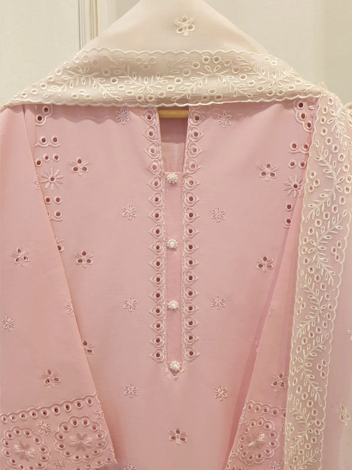 AGHANOOR RTW 