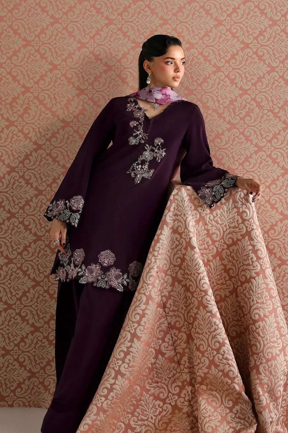 VANYA RTW
