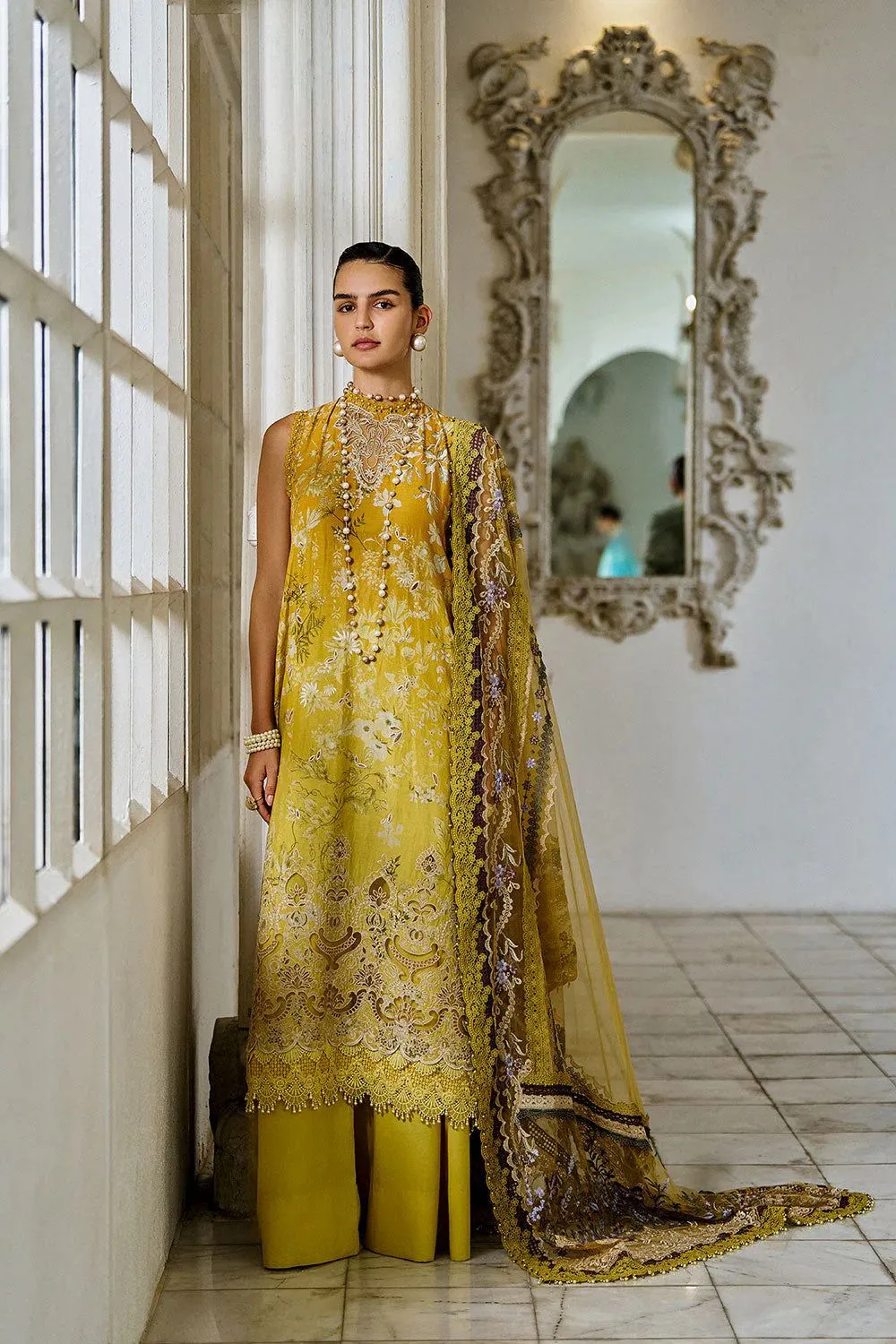 SOBIA NAZIR LUXURY LAWN